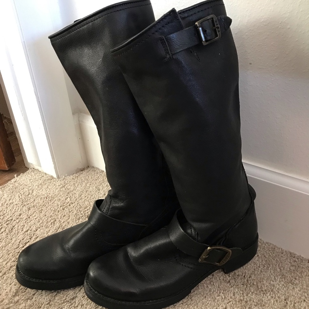 Frye Veronica Slouch boot